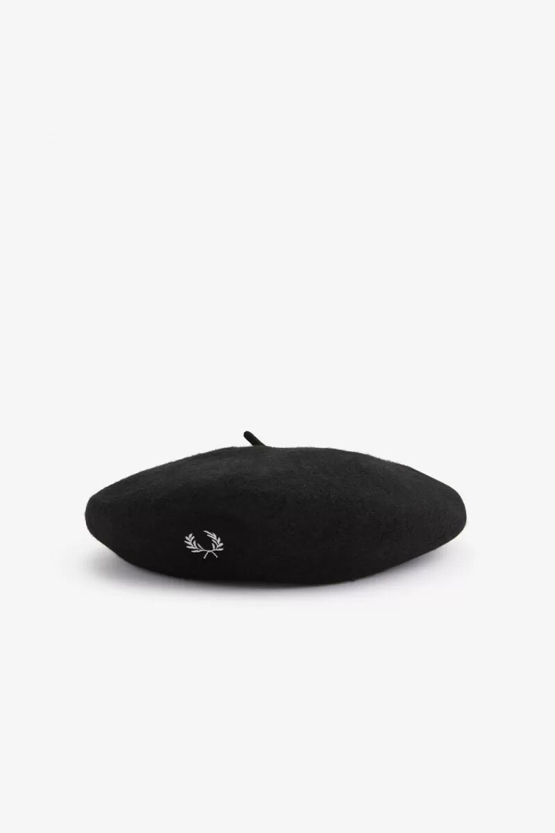 fred perry basker damhattar svarta