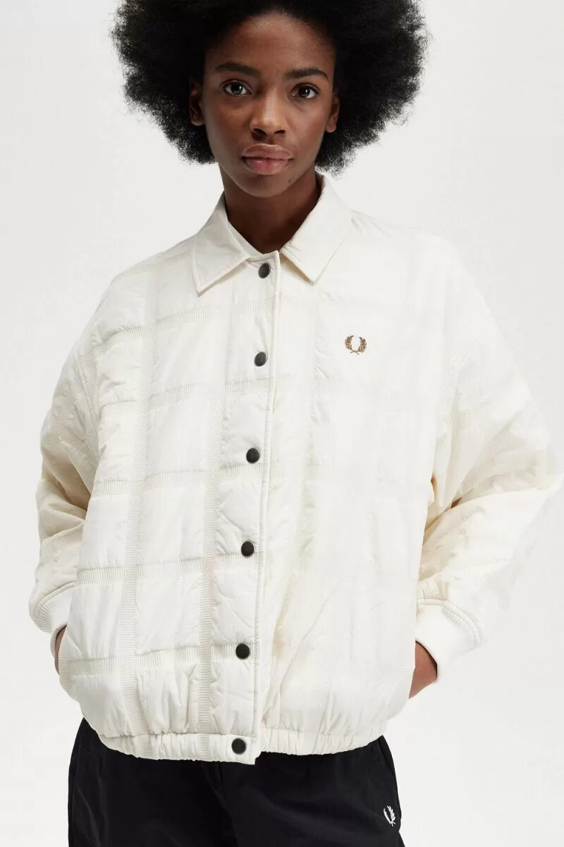fred perry quiltade damjackor beige