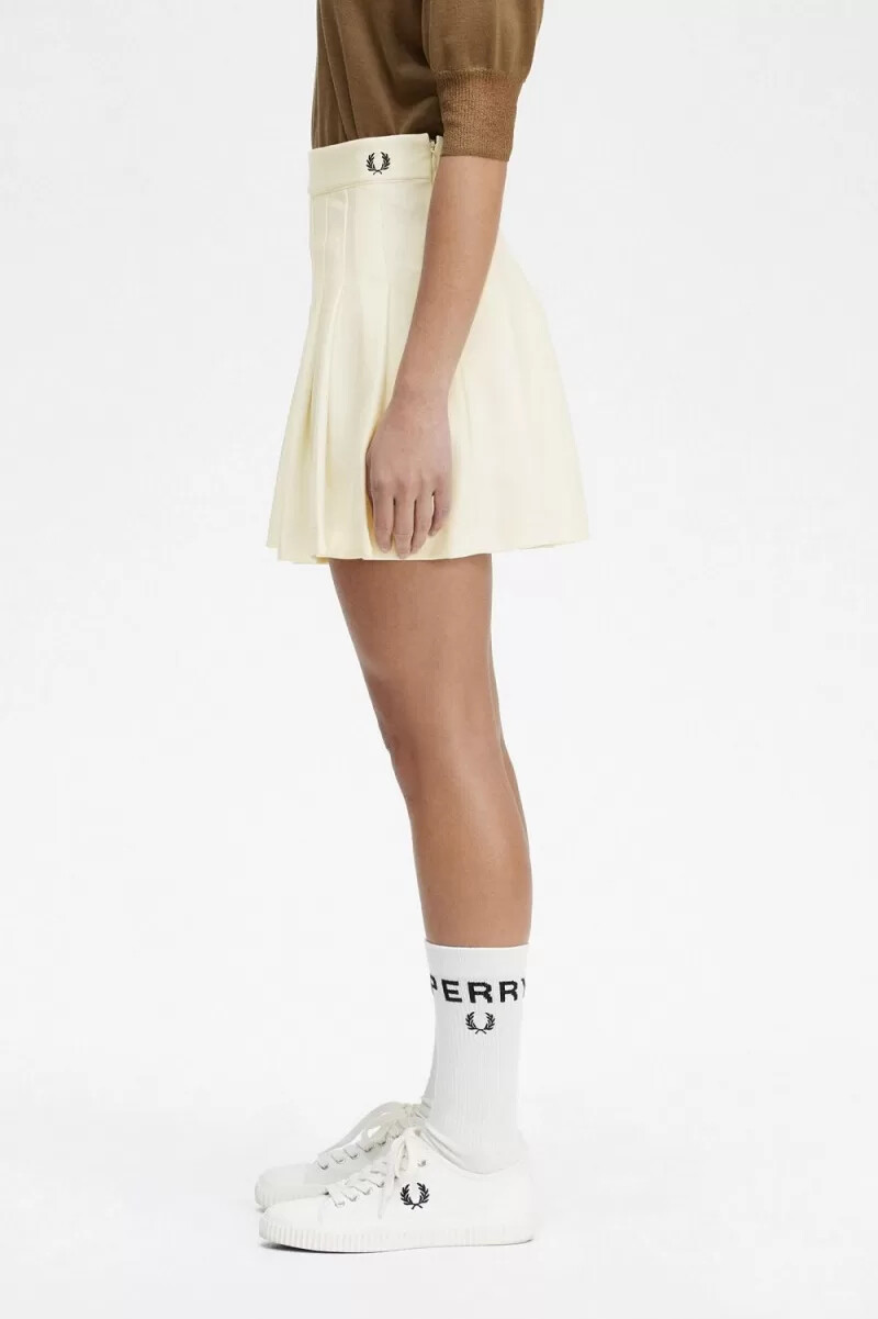 fred perry plisserade tenniskjolar dam beige