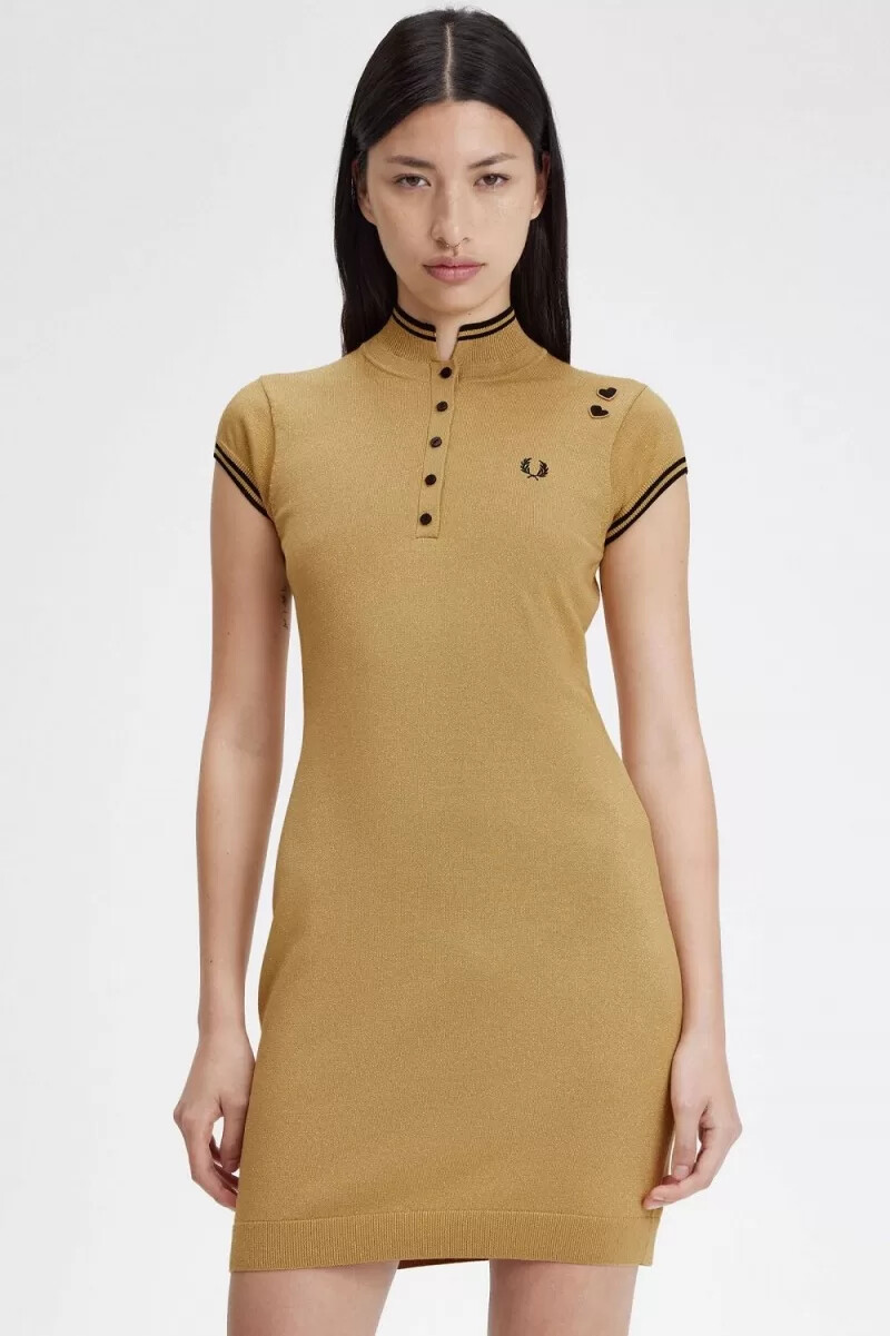 fred perry metallic stickad damklänning 1964 guld