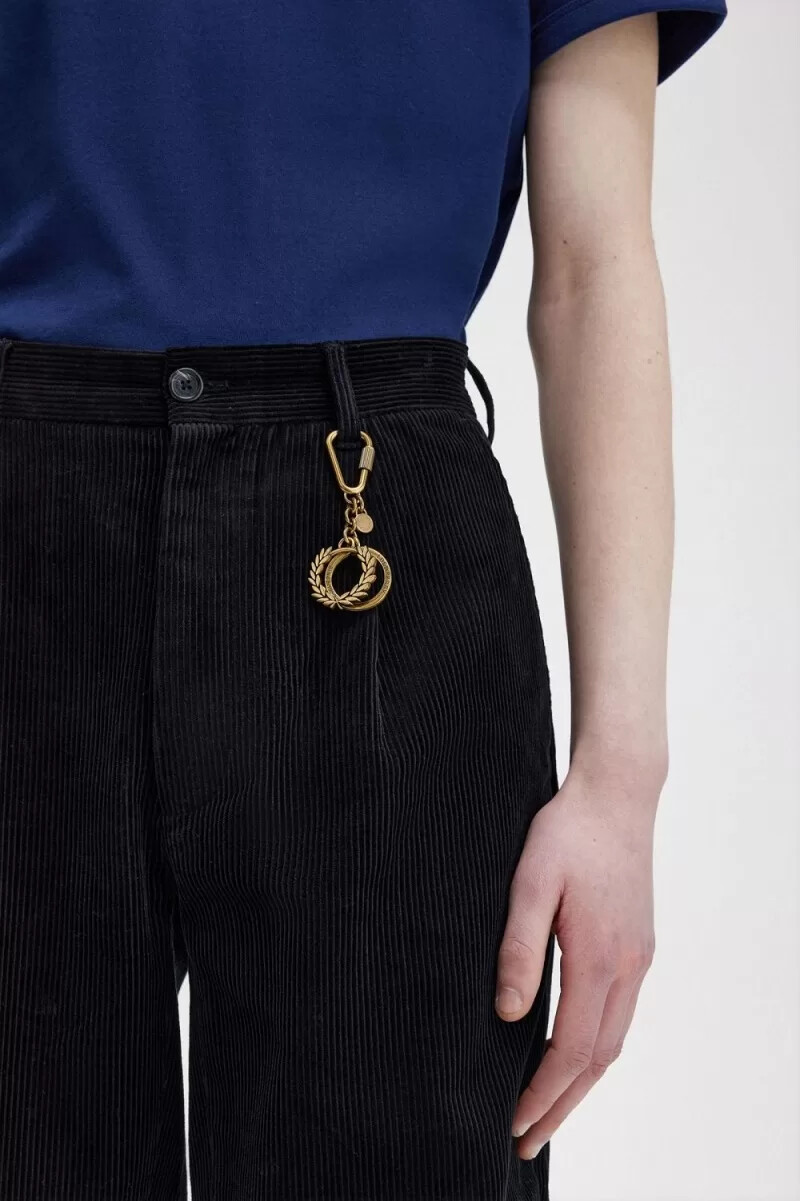 fred perry laurelkransnyckelring dam lifestyle guld