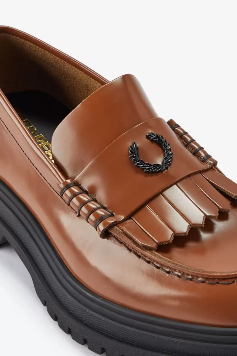 fred perry läderloafers dam bruna