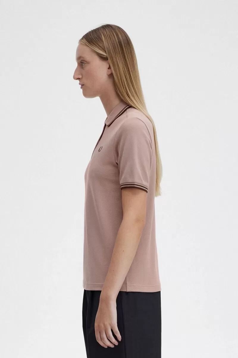 fred perry g3600 damskjorta mörkrosa bränd tobak