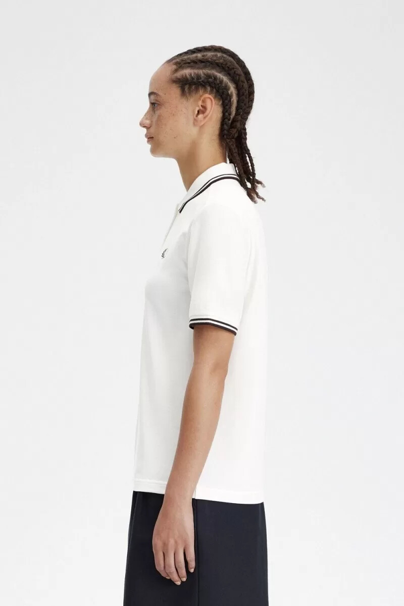 fred perry g3600 damskjorta snövit mörkröd