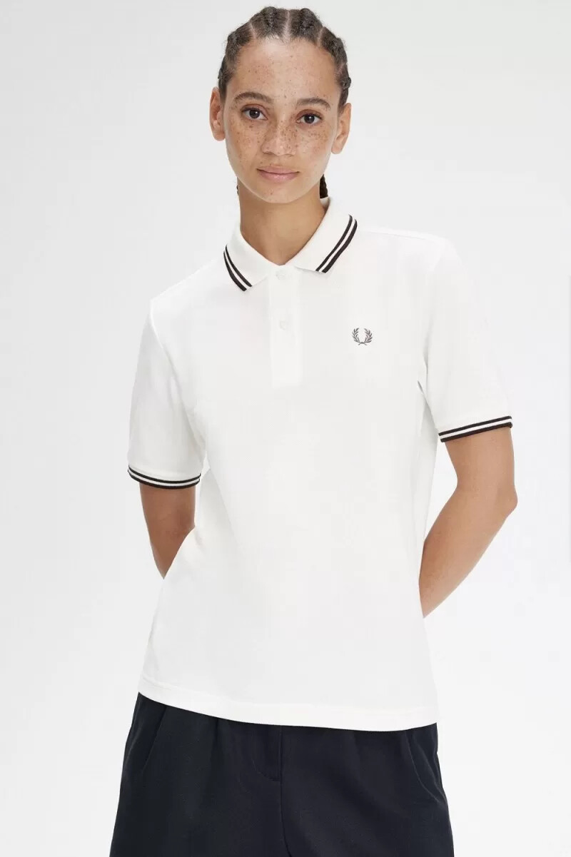 fred perry g3600 damskjorta snövit mörkröd