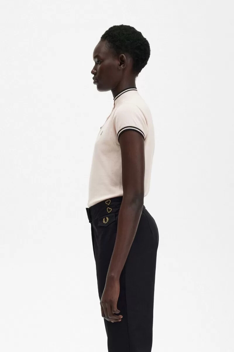 fred perry stickad damskjorta mjölkrosa