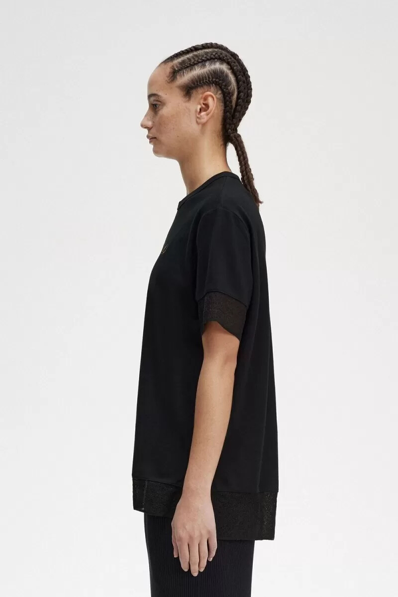 fred perry t-shirt med transparent mönster svart