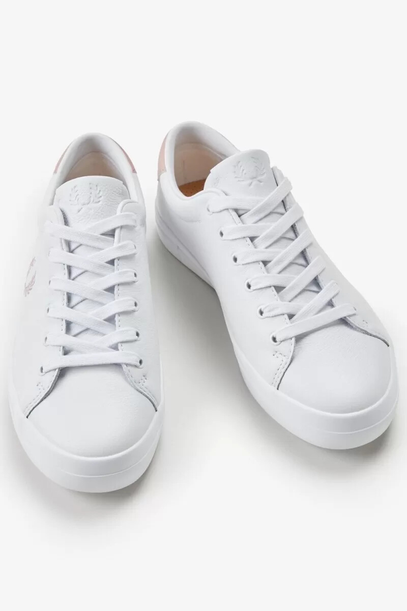 fred perry lottie dam tennisskor vit dusty rose rosa