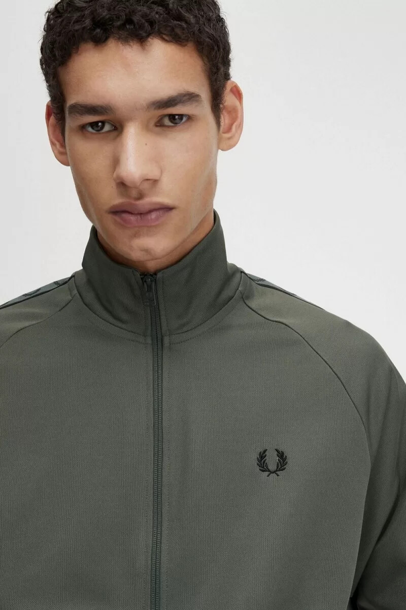 fred perry contrast tape herr träningsjackor field green black