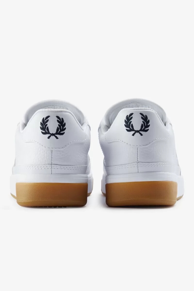 fred perry b300 herr sneakers vita marinblå