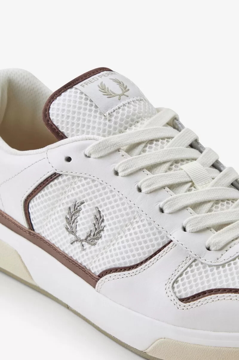 fred perry b300 herr sneakers snövit varmgrå