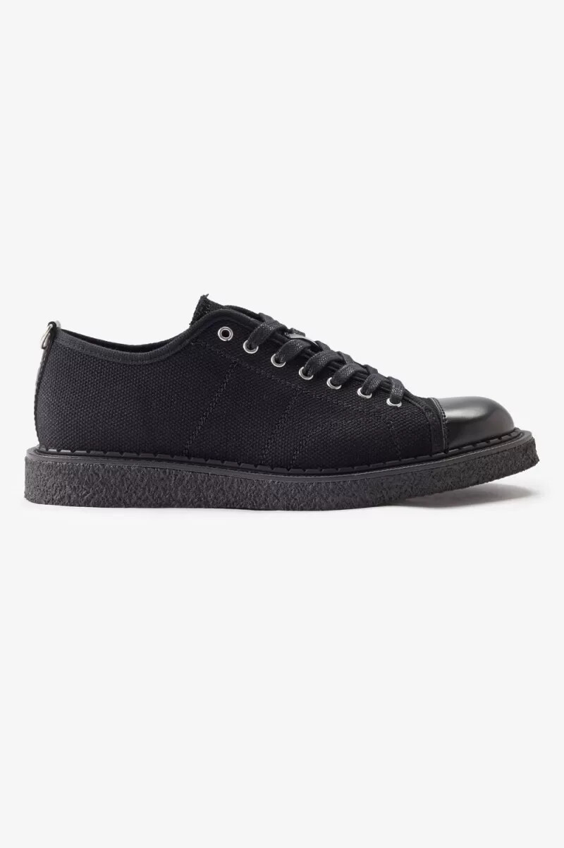 fred perry canvas monkey dam plimsolls svarta