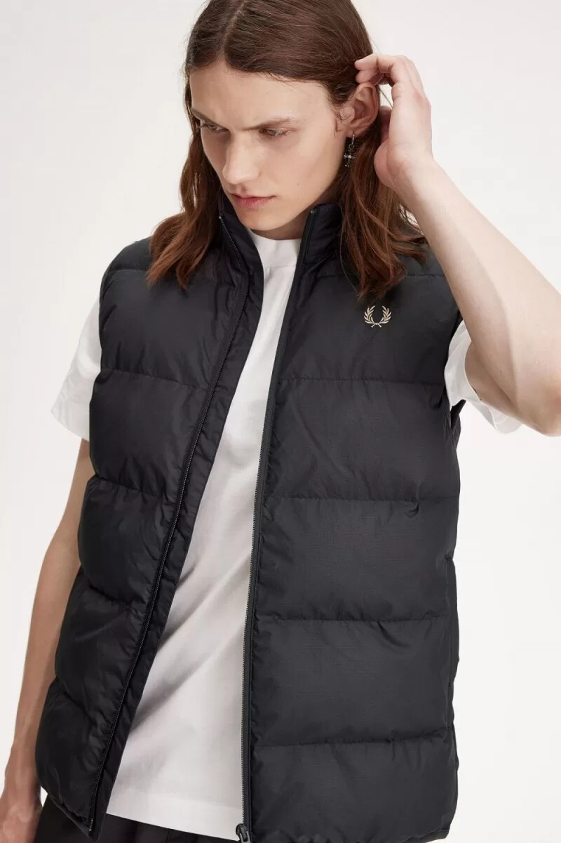 fred perry isolerad herrväst ankare grå