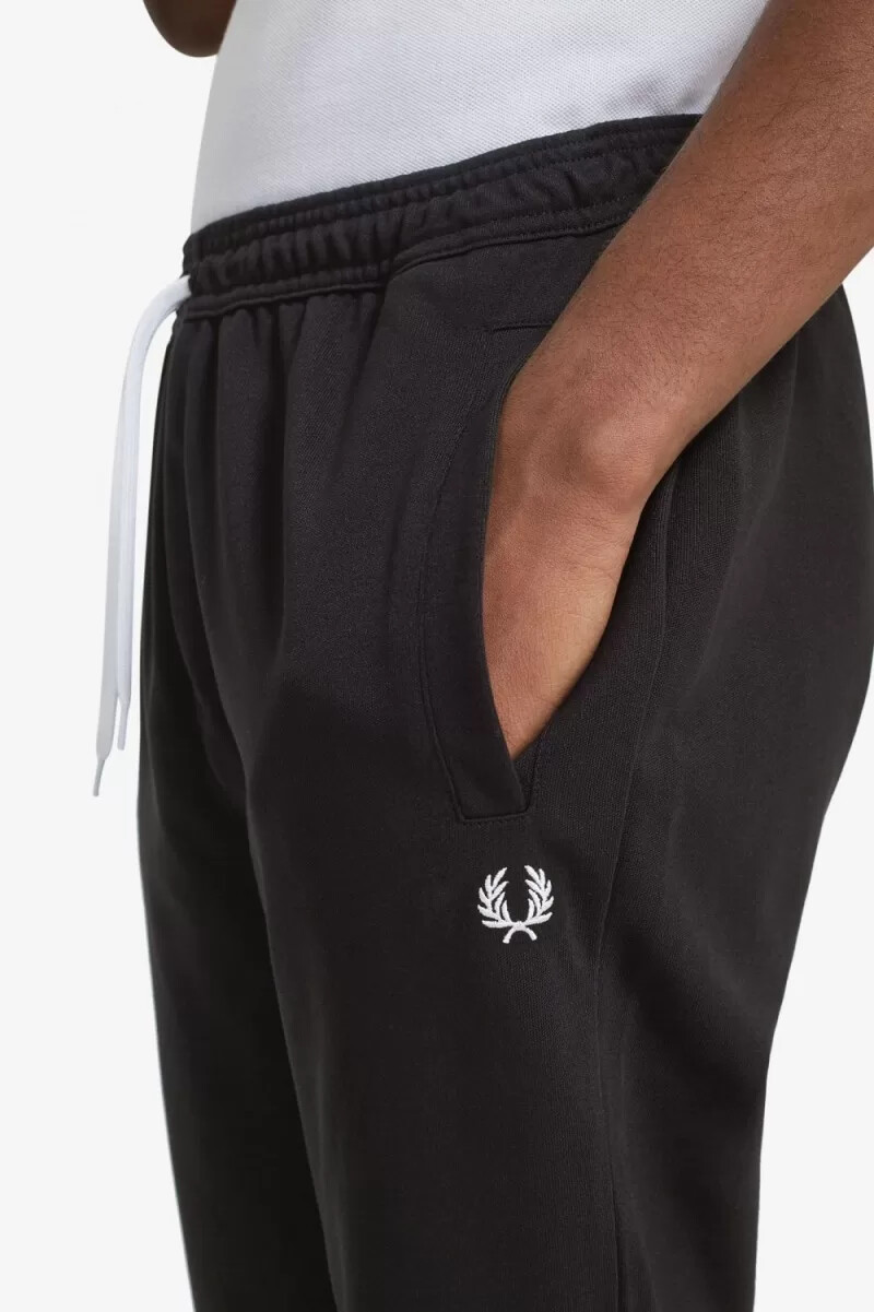fred perry reverse tricot track herrbyxor svarta