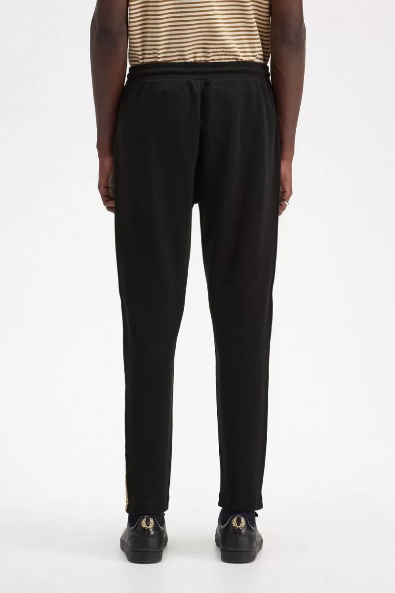 fred perry checkerboard tape track herrbyxor svarta