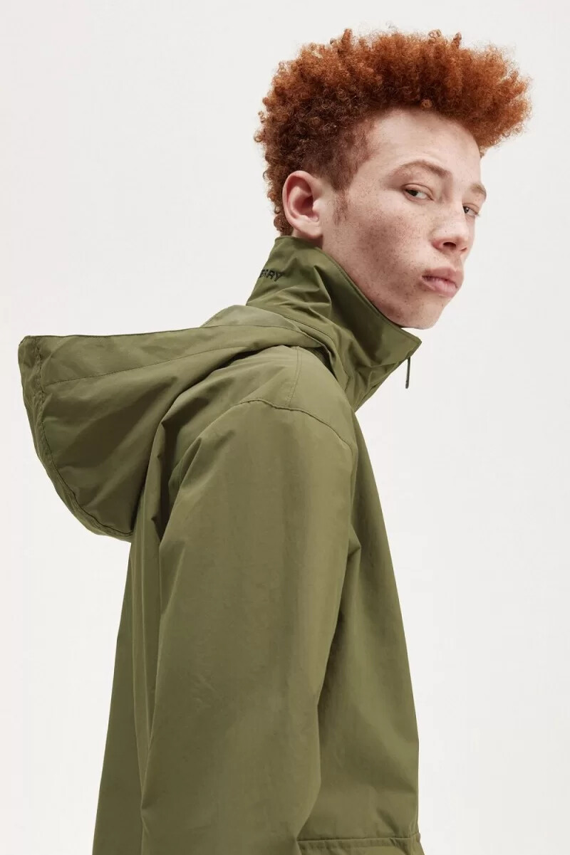 fred perry herrjackor med patch pocket zip through uniform grön