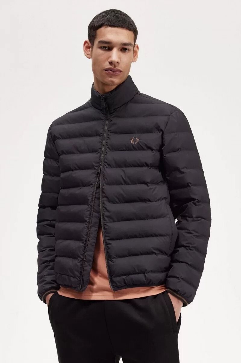 fred perry isolerade herrjackor svarta