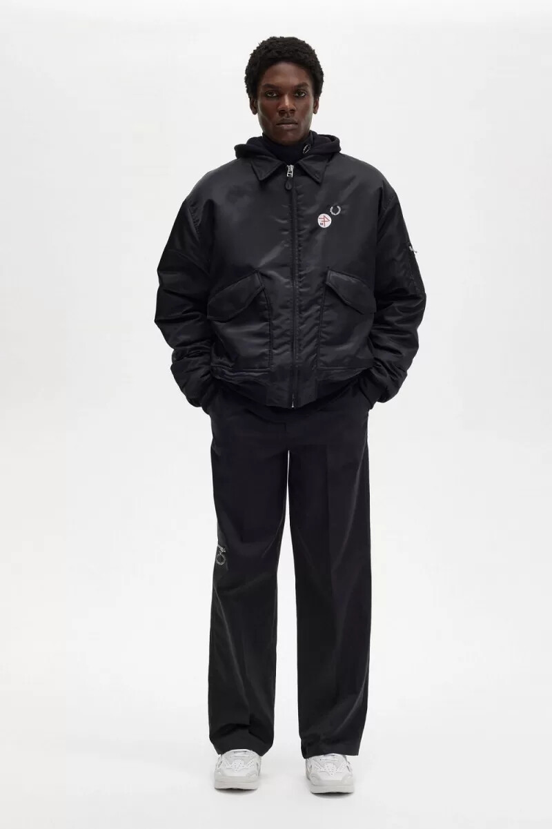fred perry printed flight herrjackor svarta