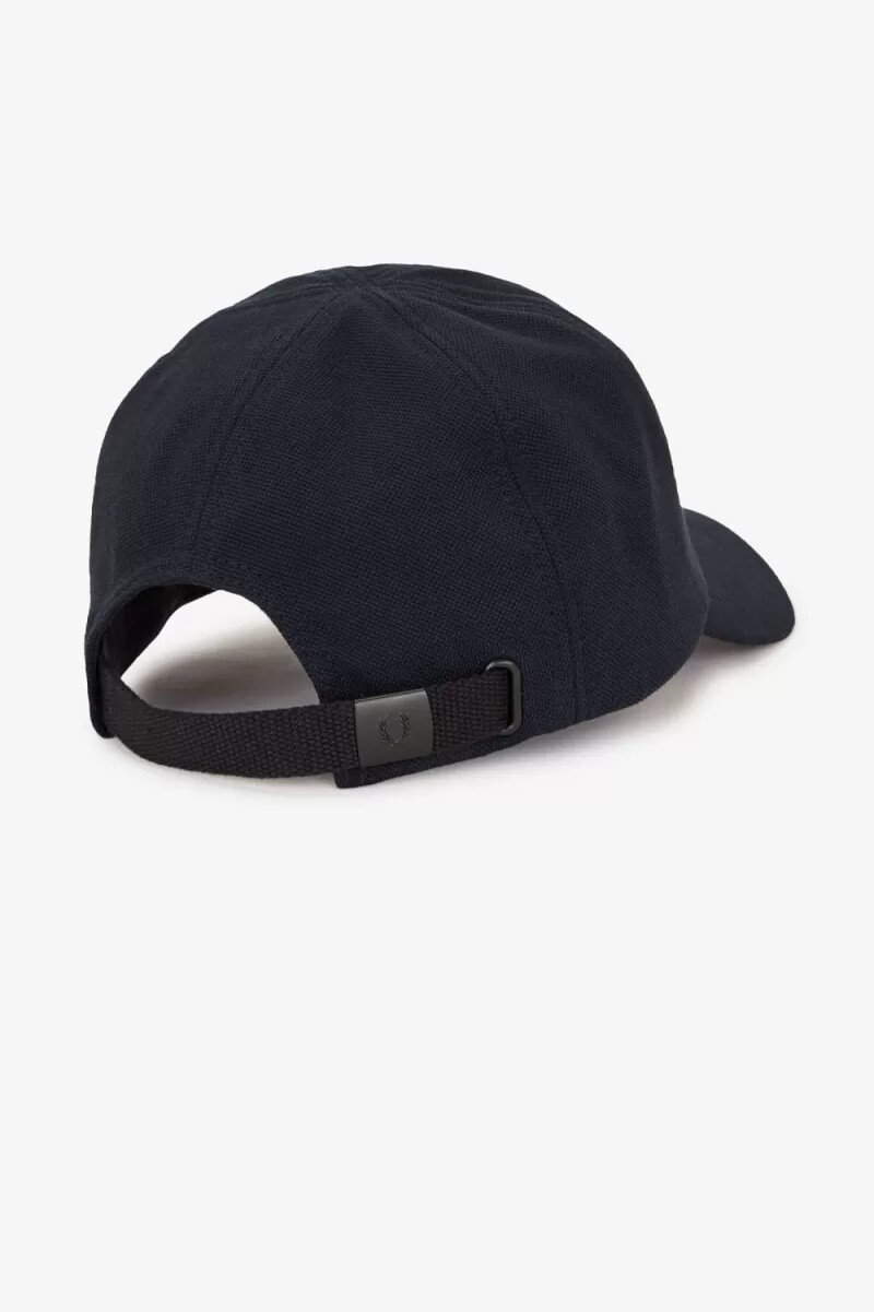 fred perry classic pique herrkeps marinblå snövit