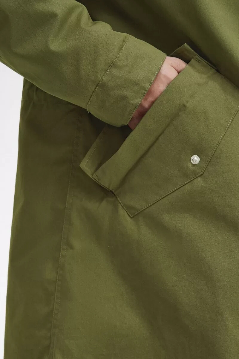 fred perry herrparkas med fuskpälsfoder grön