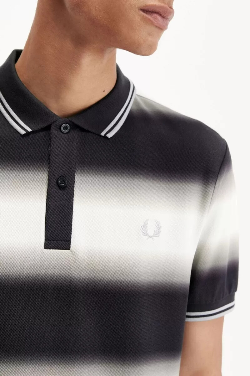 fred perry gradient randig herrpoloskjorta snövit