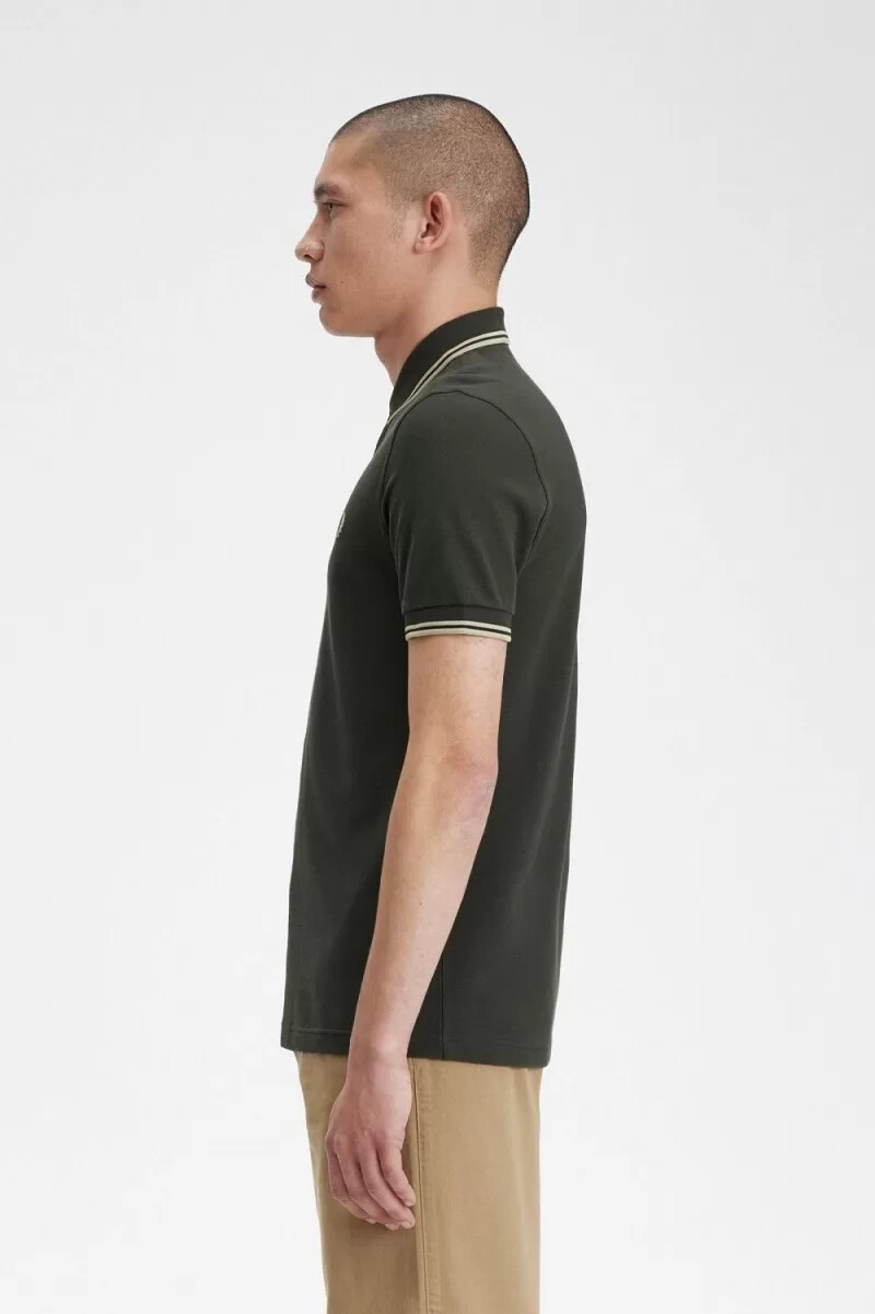 fred perry m3600 herrskjorta field green oatmeal oatmeal
