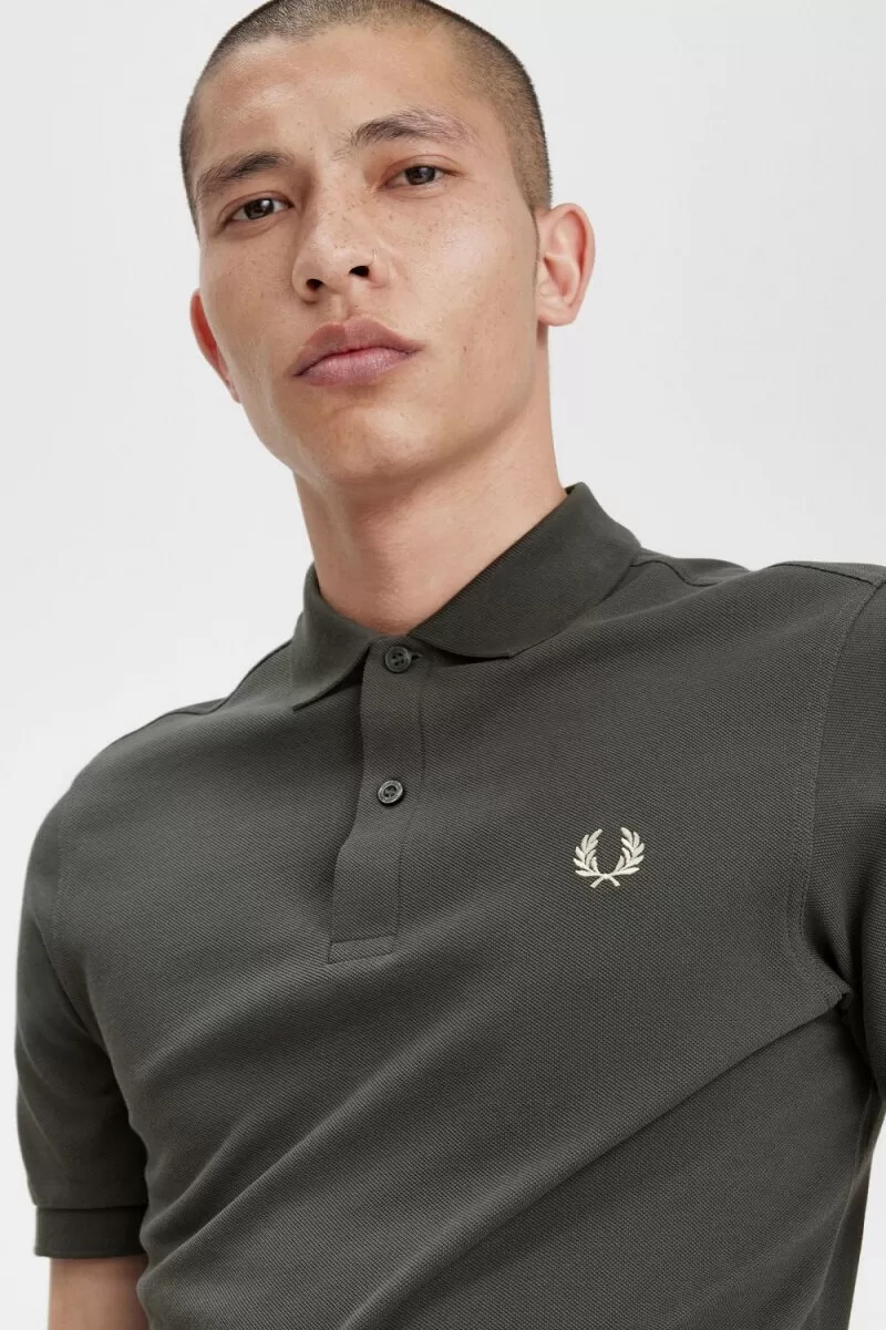 fred perry m6000 herrskjorta field green oatmeal