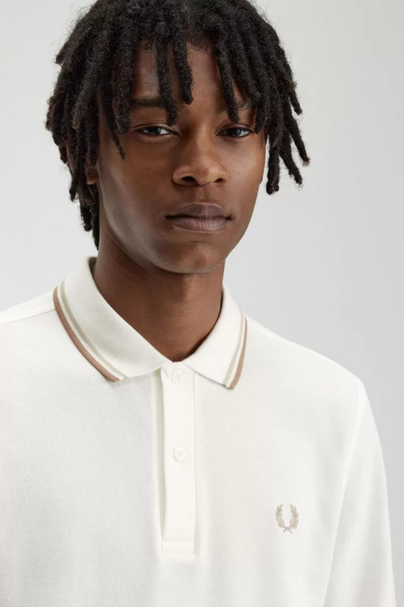 fred perry m3636 herrskjorta snövit havregrön
