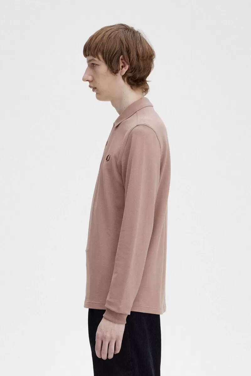 fred perry m6006 herrskjorta mörkrosa bränd tobak