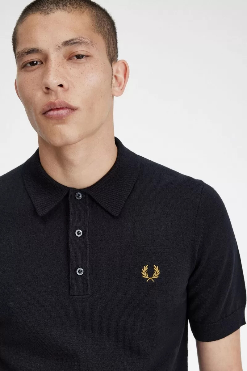 fred perry klassisk stickad herrskjorta marinblå
