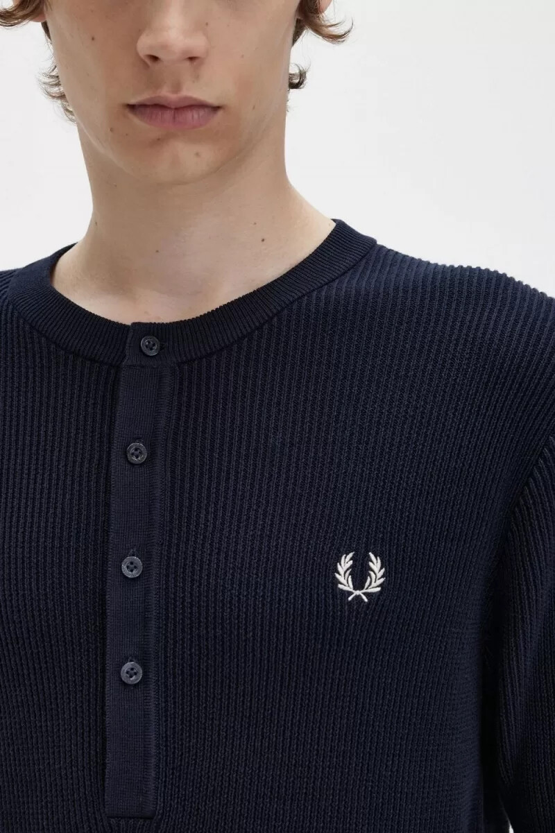 fred perry ribbad stickad herrskjorta marinblå