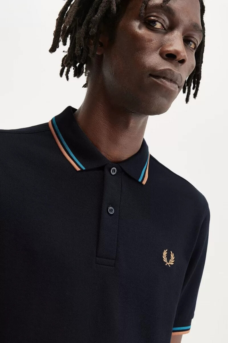 fred perry m3600 herrskjorta marinblå cyberblå ljusrost
