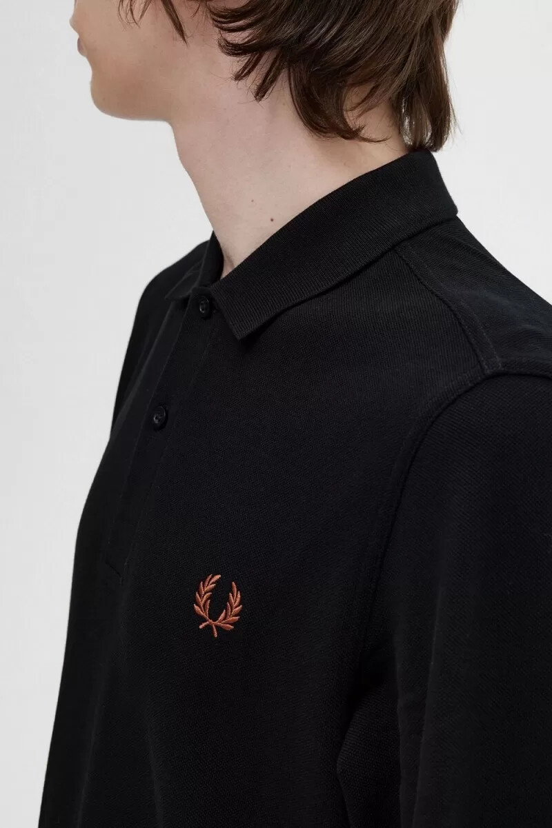 fred perry m6006 herrskjorta svart whiskybrun