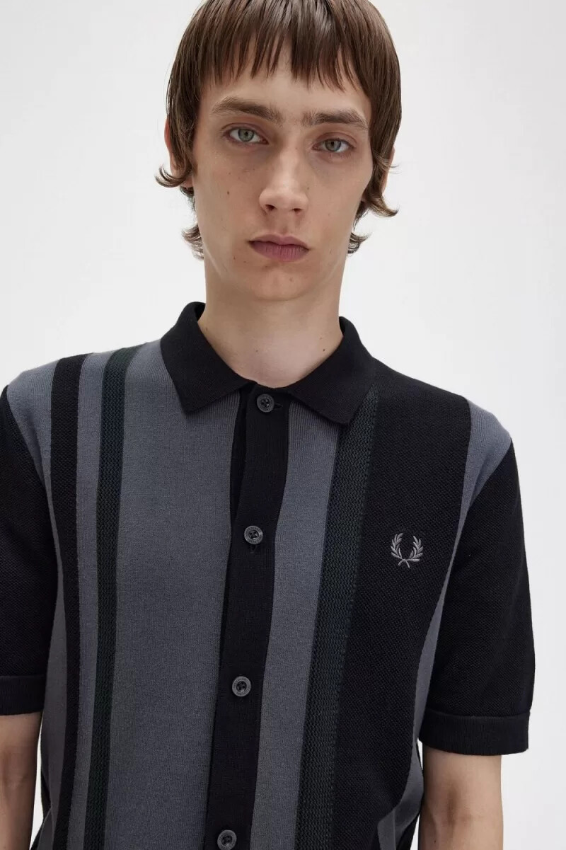 fred perry randig stickad herrskjorta svart