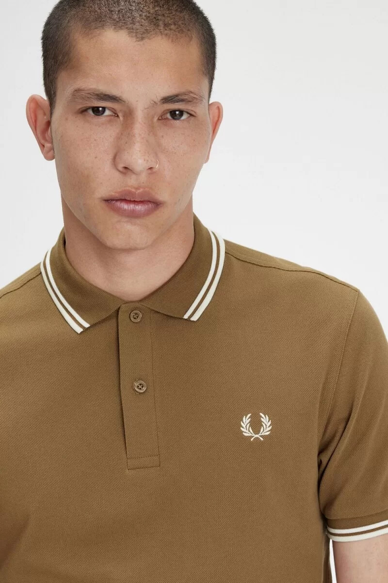 fred perry m3600 herrskjorta brun snövit beige