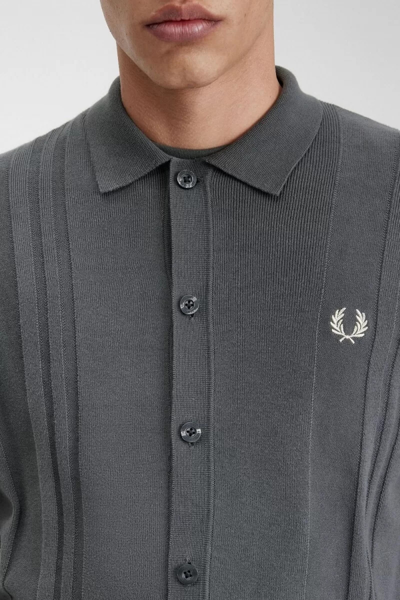 fred perry stickad herrskjorta med knappar grön