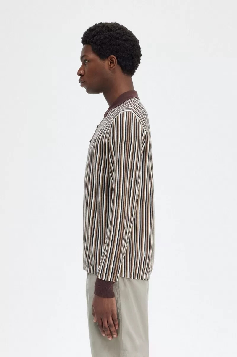 fred perry fine randig stickad herrskjorta mörkröd