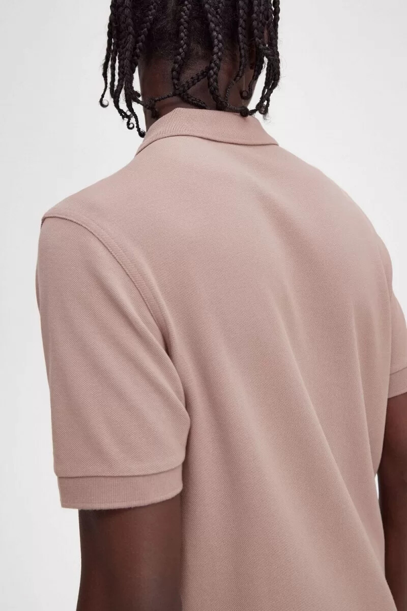 fred perry m6000 herrskjorta mörkrosa bränd tobak