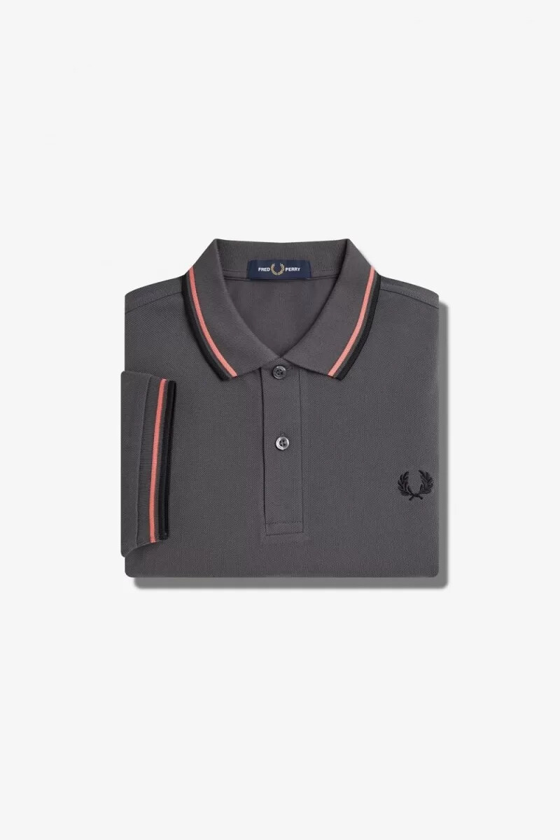 fred perry m3600 herrskjorta gunmetal coral heat svart