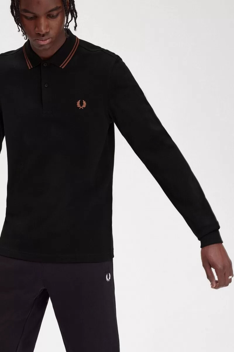 fred perry m3636 herrskjorta svart whiskybrun