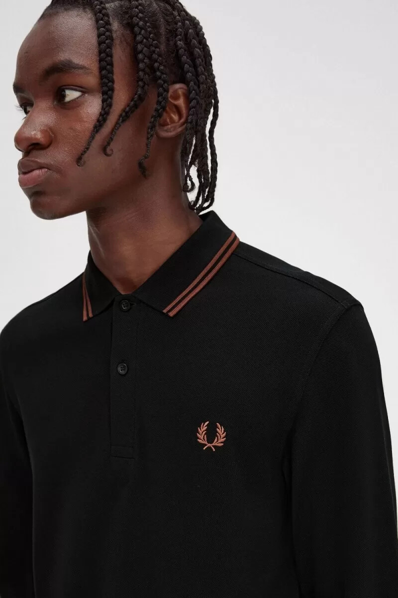fred perry m3636 herrskjorta svart whiskybrun
