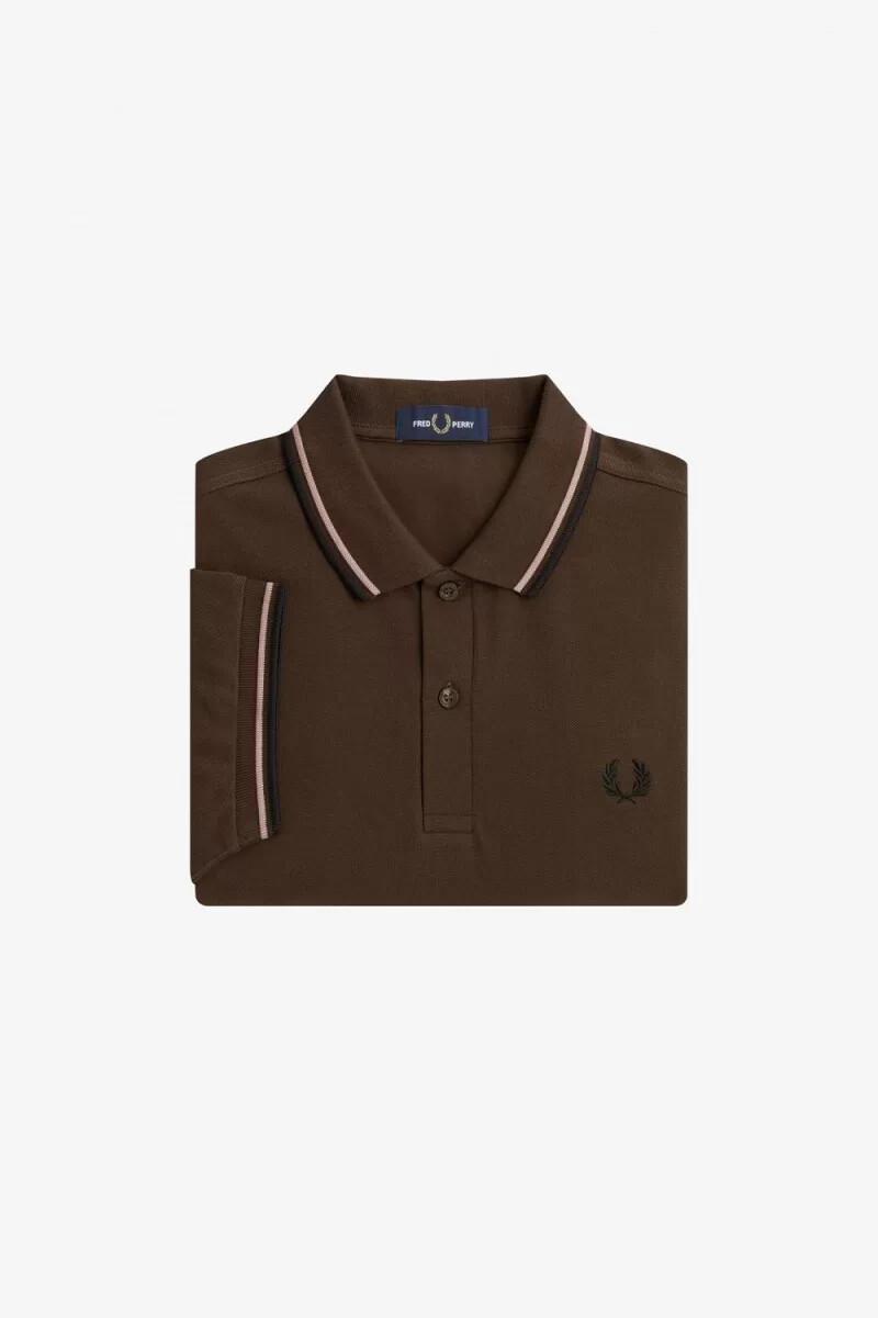fred perry m3600 herrskjorta burnt tobacco mörkrosa svart