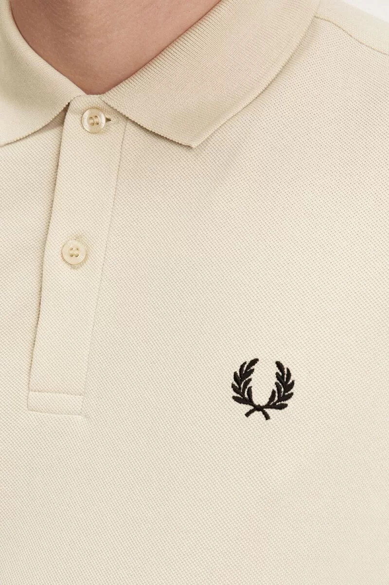 fred perry m6000 herrskjorta havregryn svart