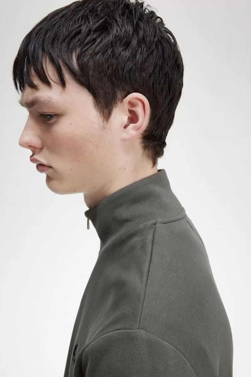 fred perry herrtröjor med halv dragkedja i fältgrönt