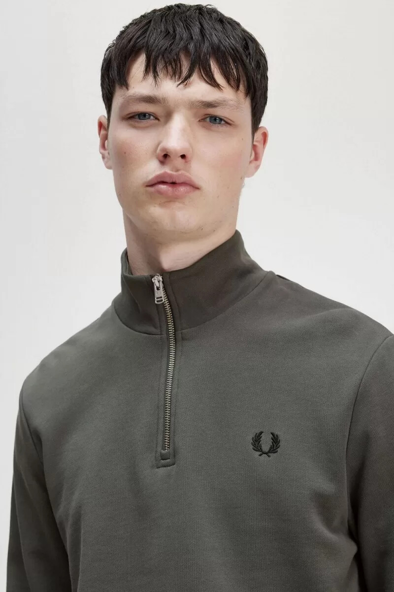 fred perry herrtröjor med halv dragkedja i fältgrönt