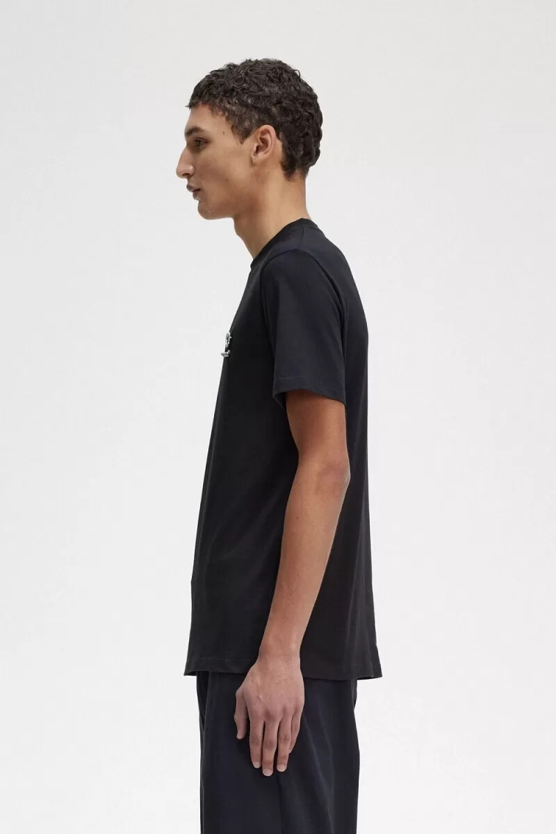 fred perry emaljnål herr t-shirt svart