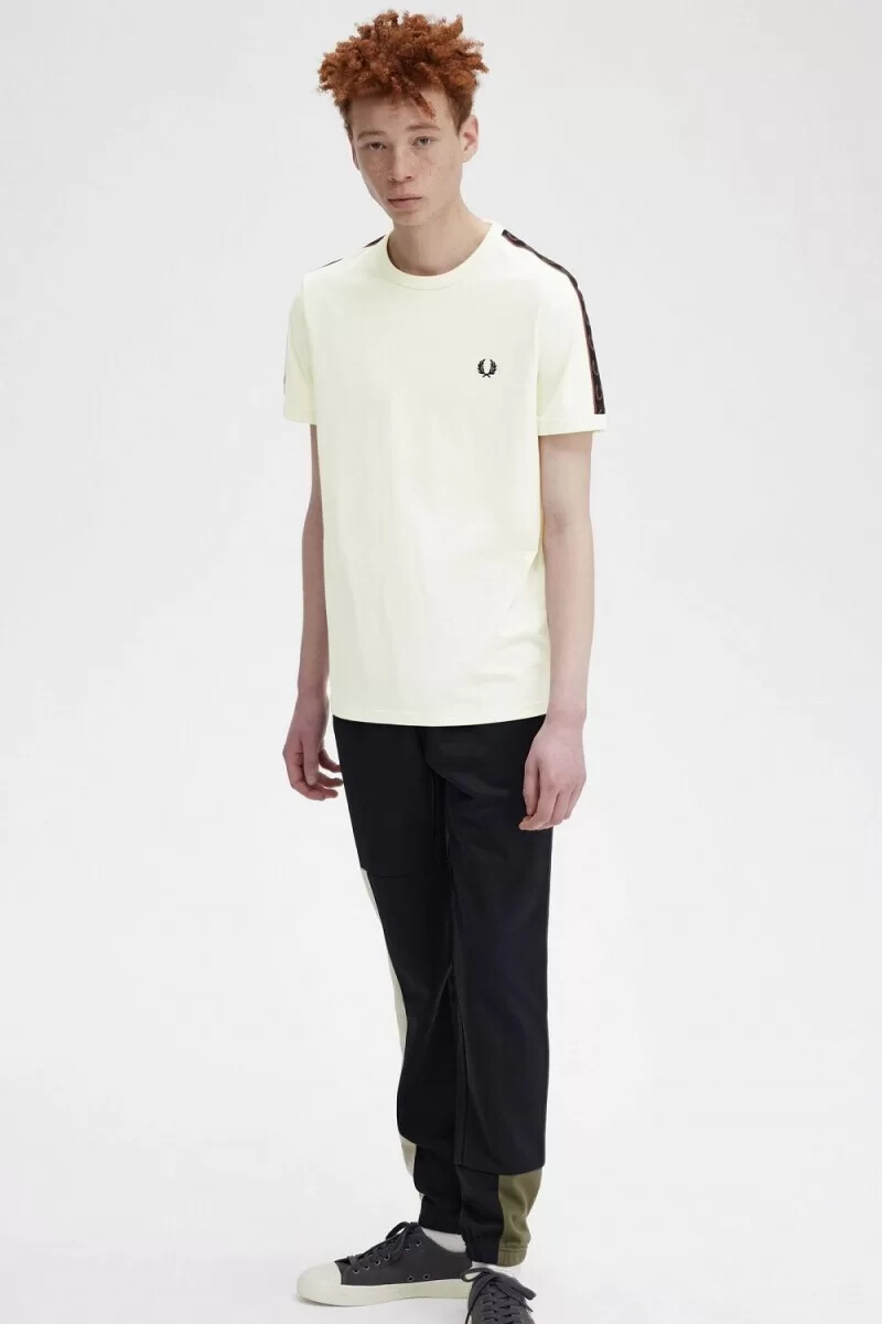 fred perry contrast tape ringer herr t-shirt beige whiskybrun