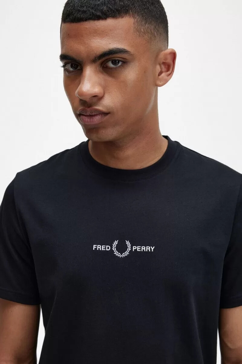 fred perry broderad herr t-shirt svart