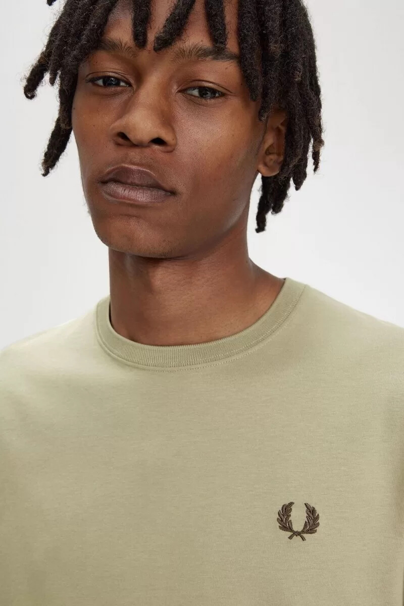 fred perry crew neck herr t-shirt varm grå mörkröd