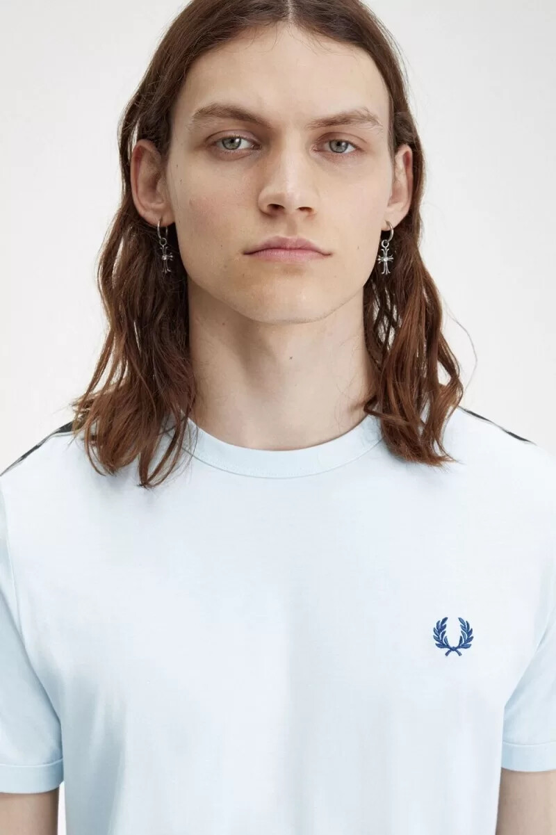 fred perry contrast tape ringer herr t-shirt ljus aqua varm grå
